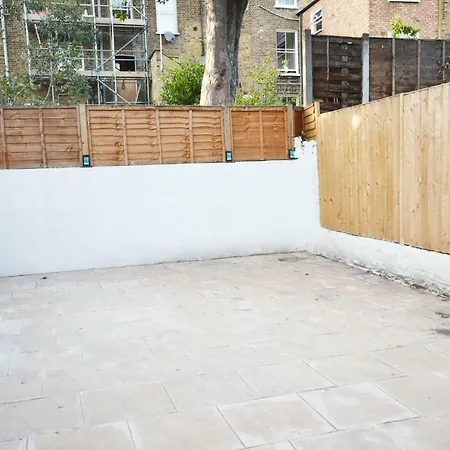 London Zone 2 Three Bedroom Apartment Exterior foto