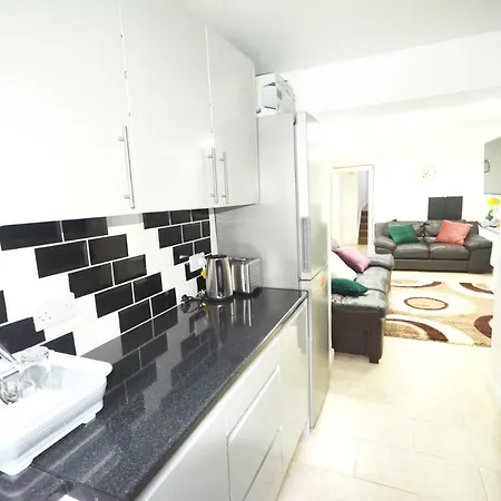 London Zone 2 Three Bedroom Apartment Exterior foto