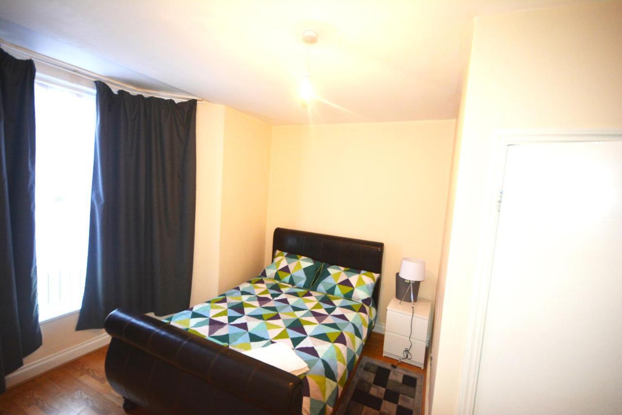 Appartement Zone 2 Three Bedroom *